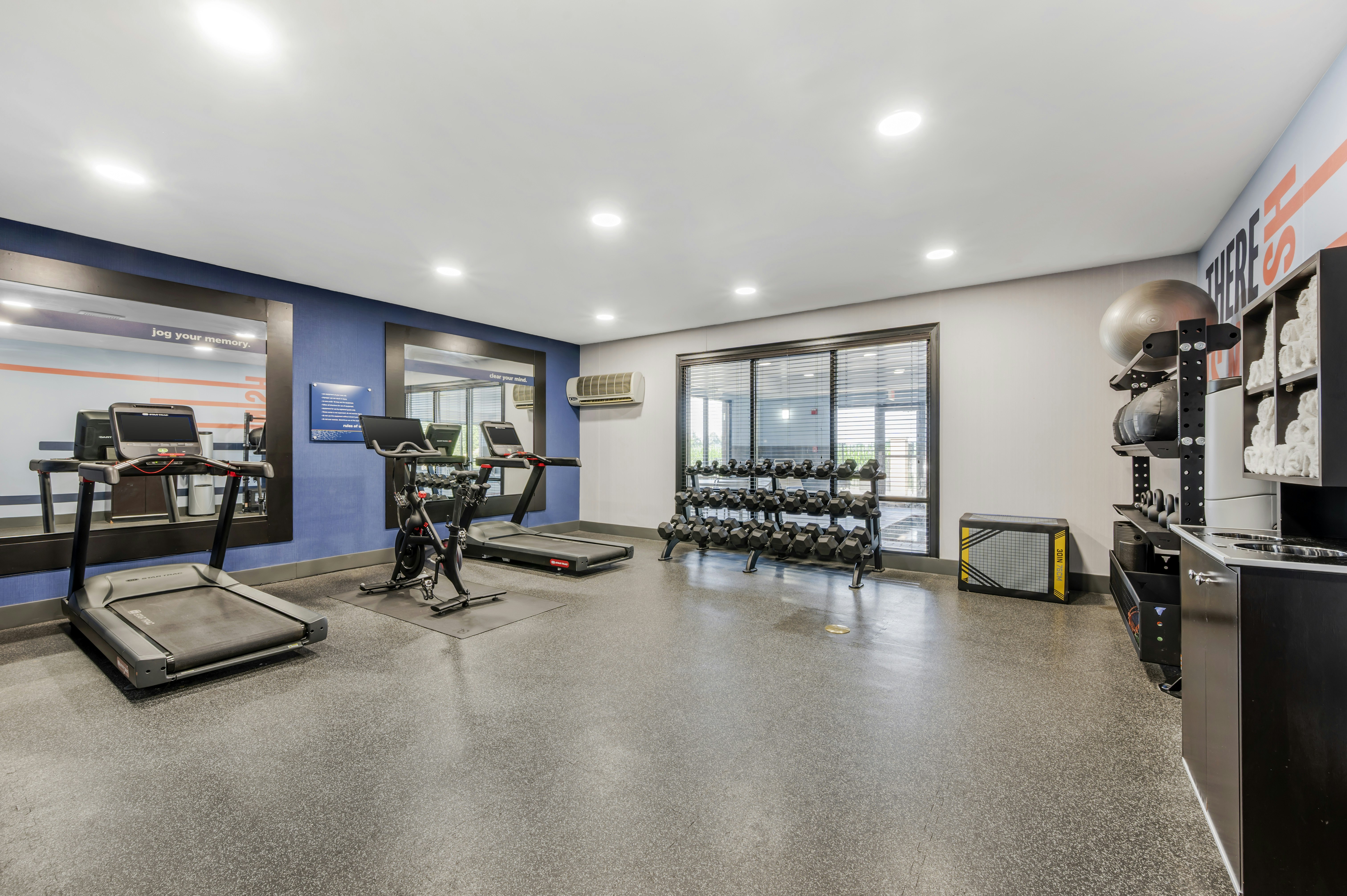 Hampton Inn Suites Crawfordsville 24/51