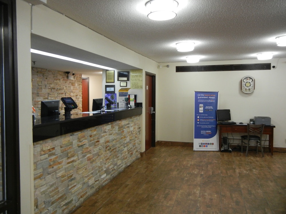 Quality Inn Holland - Toledo 6/31