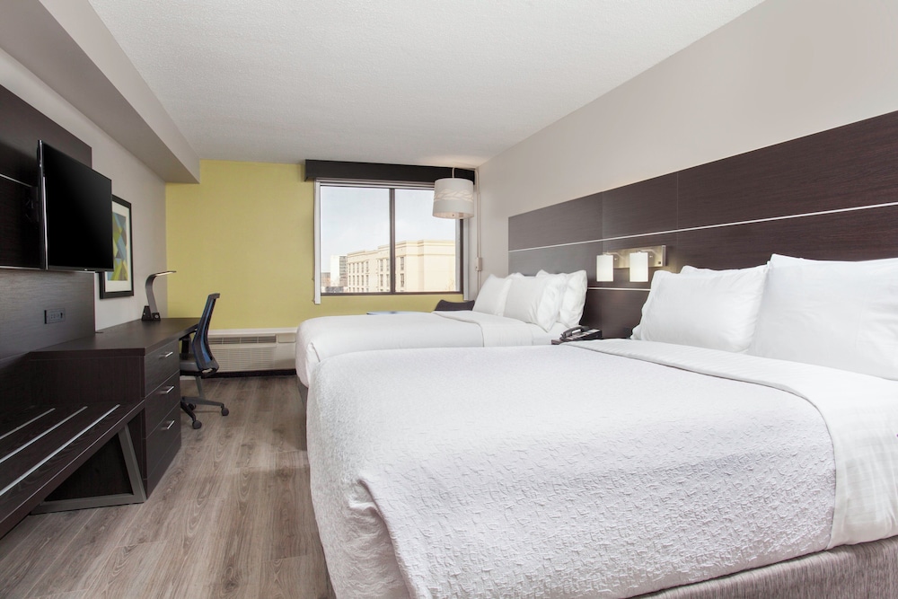 Holiday Inn Express & Suites Mississauga-Toronto Southwest, an IHG Hotel 22/71