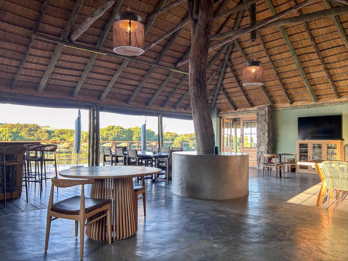 Tzamenkomst River Lodge 16/23