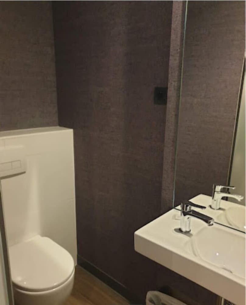 Easyhotel Malaga City Centre 53/59