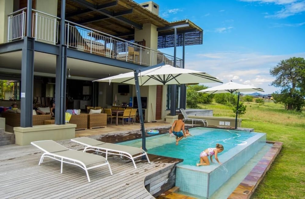 Jacana River Lodge 44/50