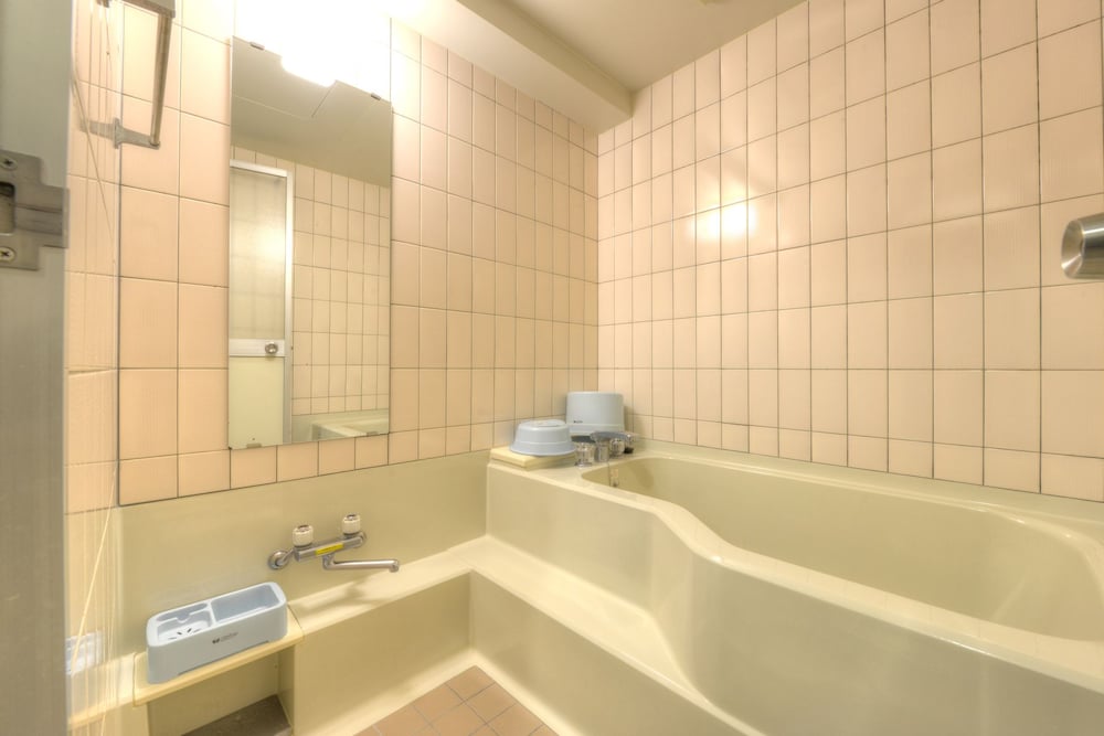 Shin Kabakawa Kanko Hotel 48/50