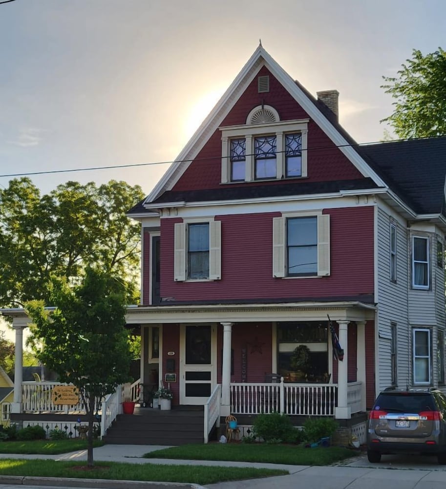 The Katherine Holle House 5/48