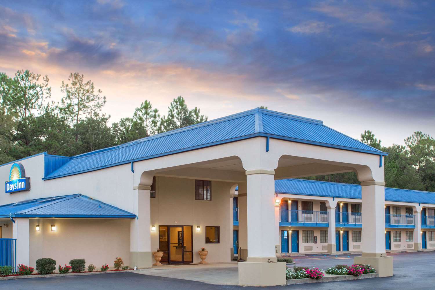 Days Inn by Wyndham Picayune 2/22