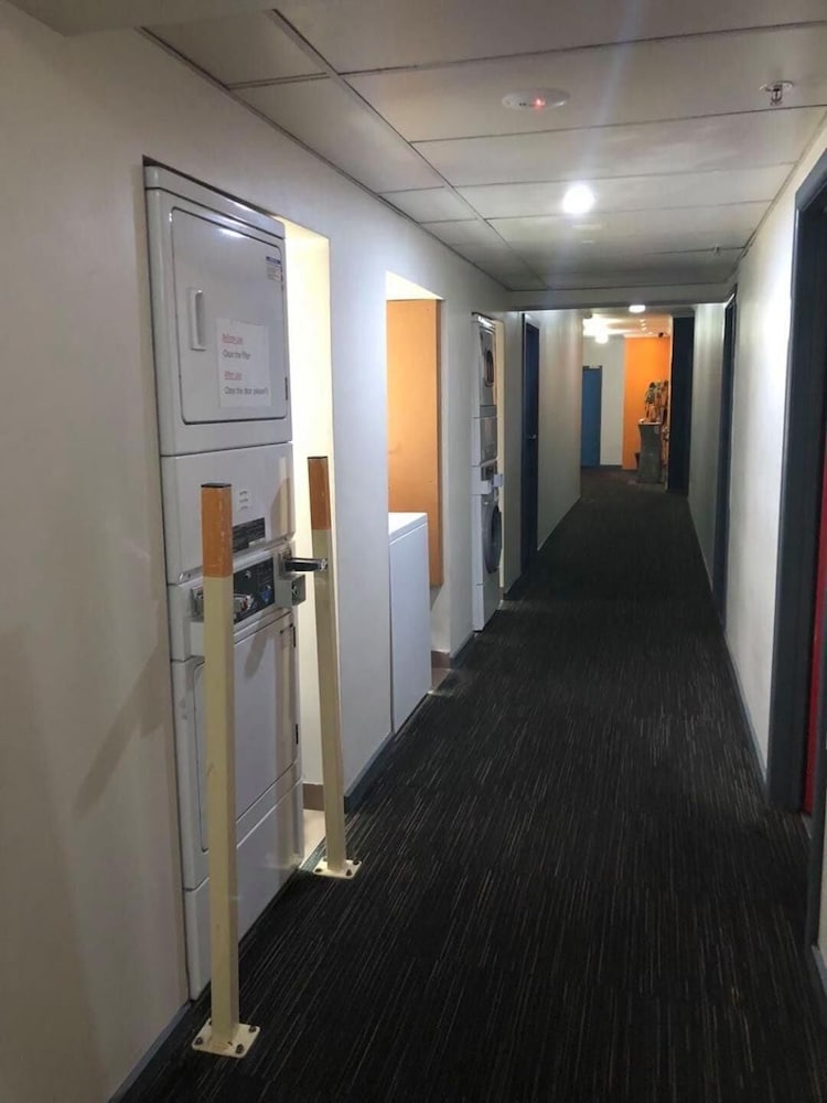 Elizabeth Hostel 26/62