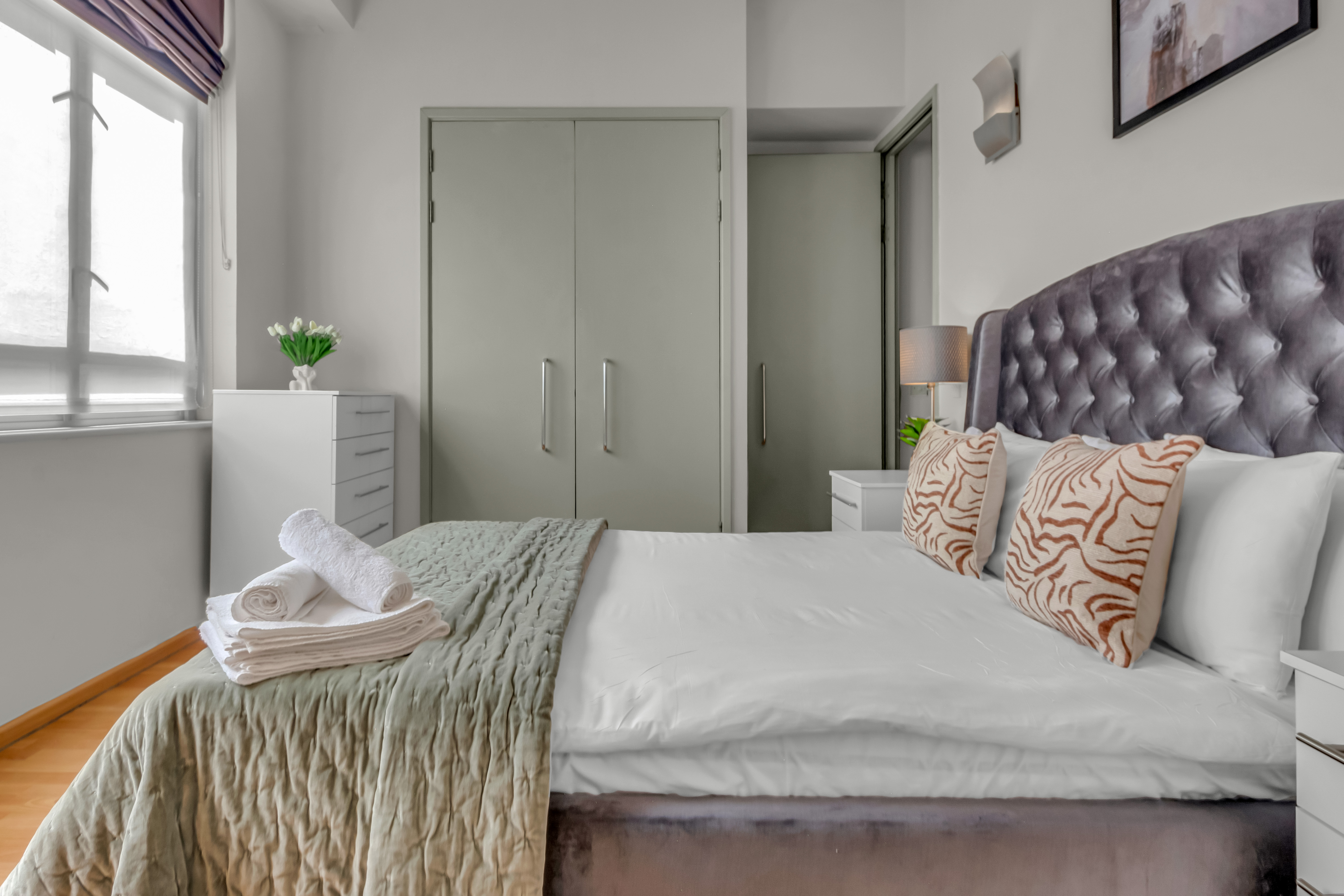 Luxurious Lawrence House Serviced Apartment 16/50