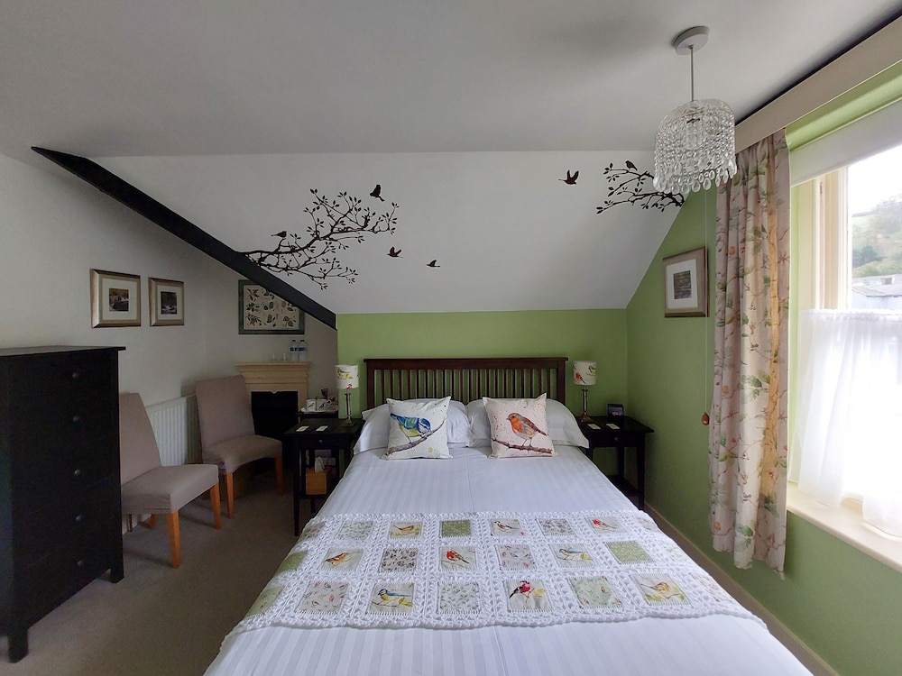 The Denes Guest House 5/50