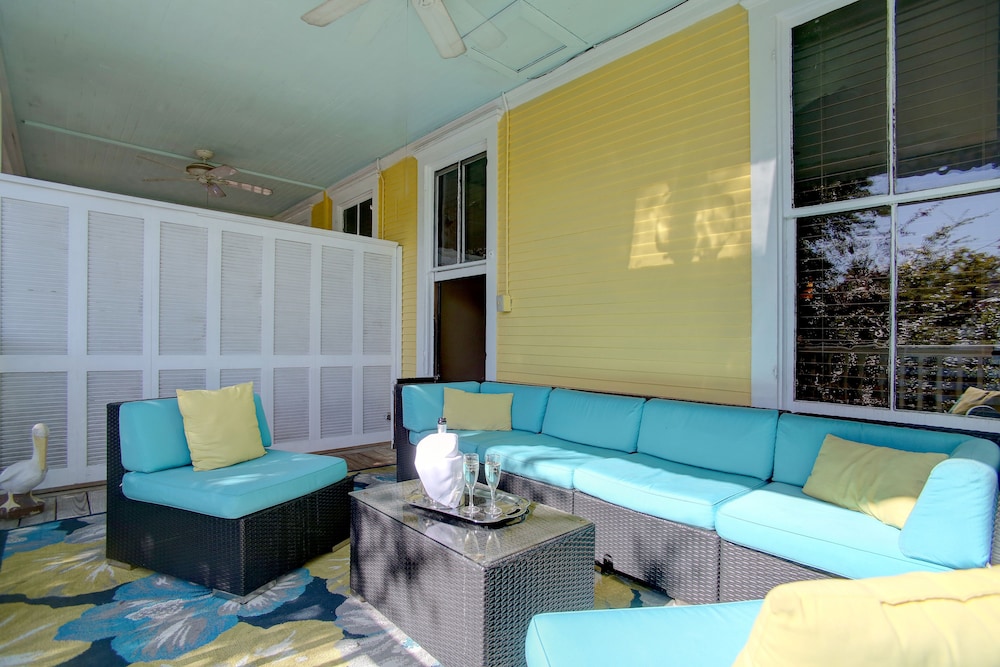 Azalea Inn and Villas 48/71