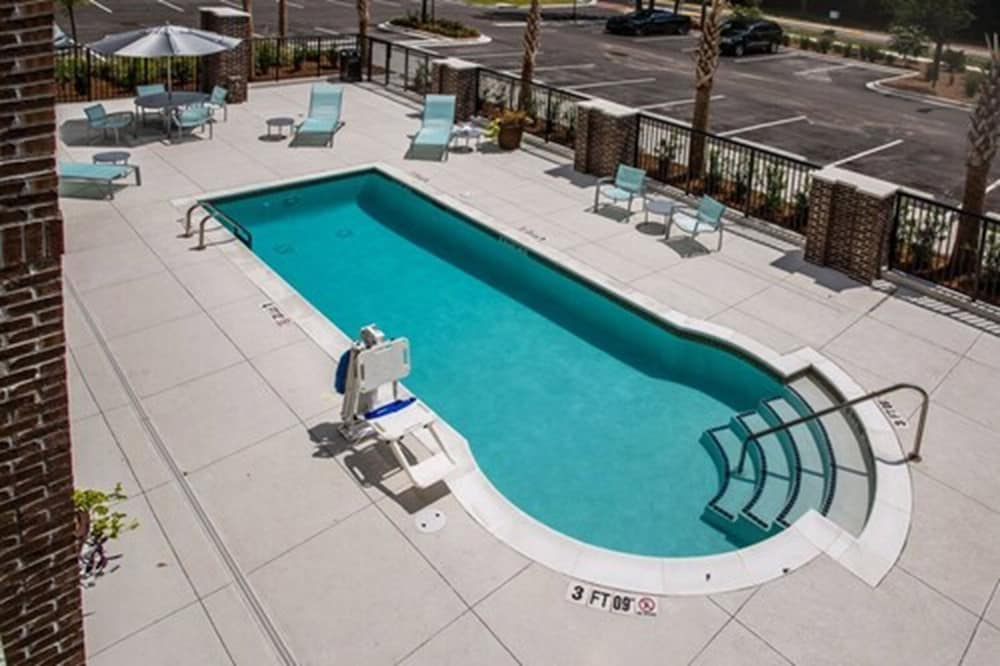 SpringHill Suites by Marriott Charleston Mount Pleasant 4/23