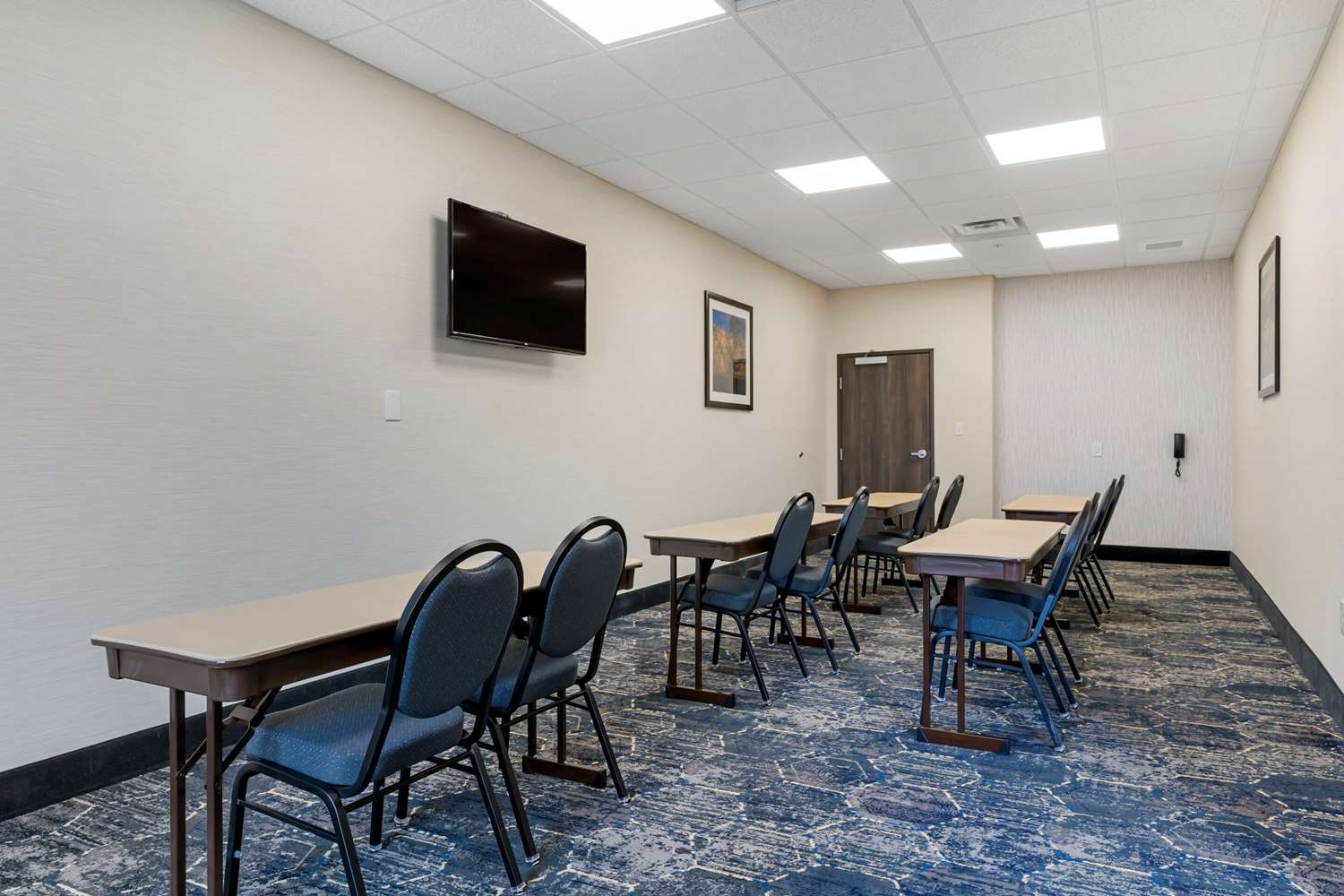 Comfort Suites Paducah Mall Area 26/29