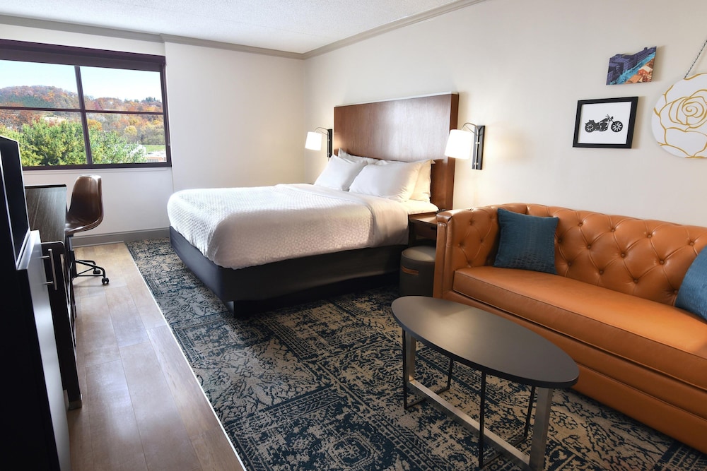 Four Points By Sheraton York 9/26
