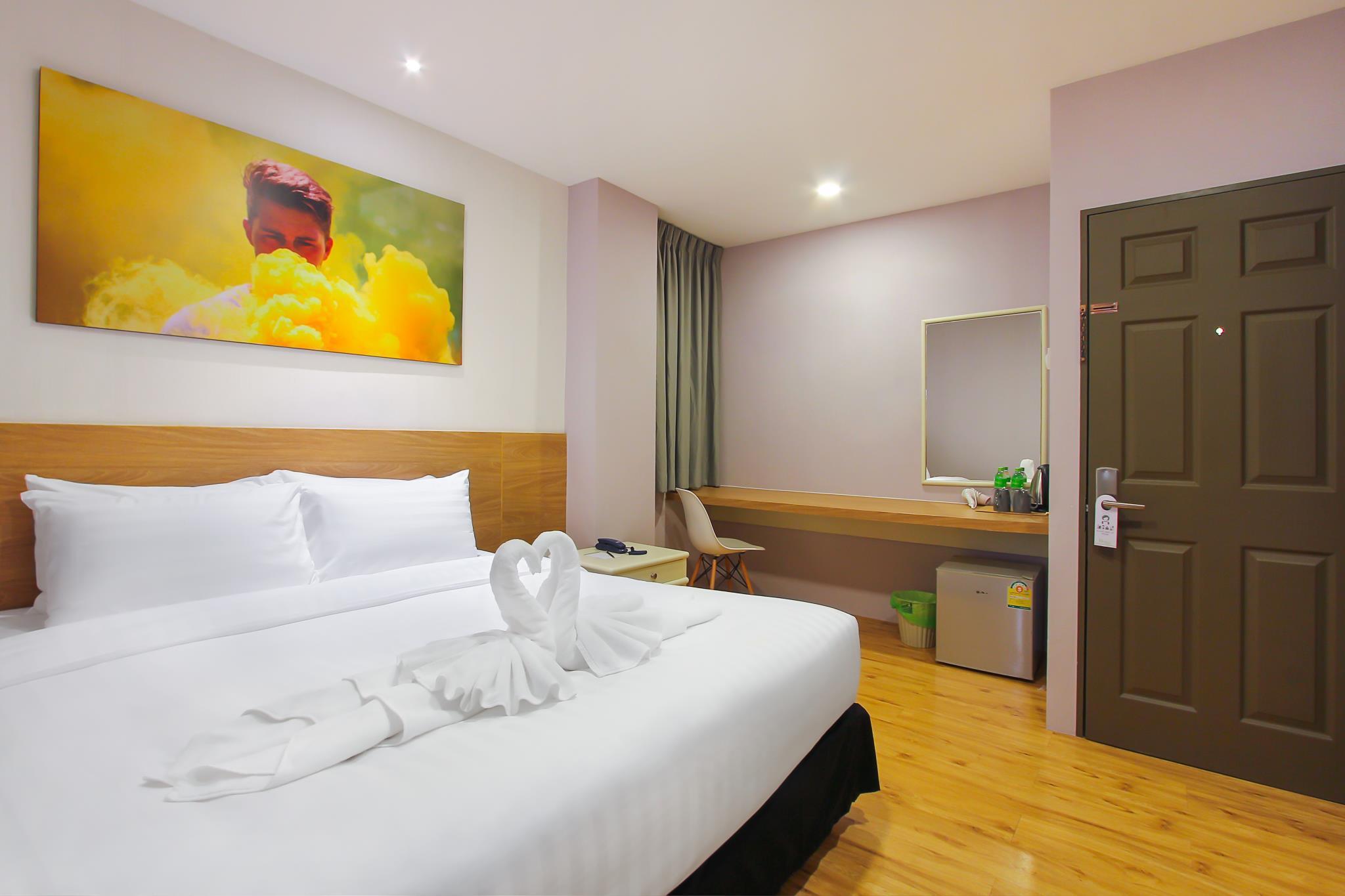 SUPERIOR ROOM