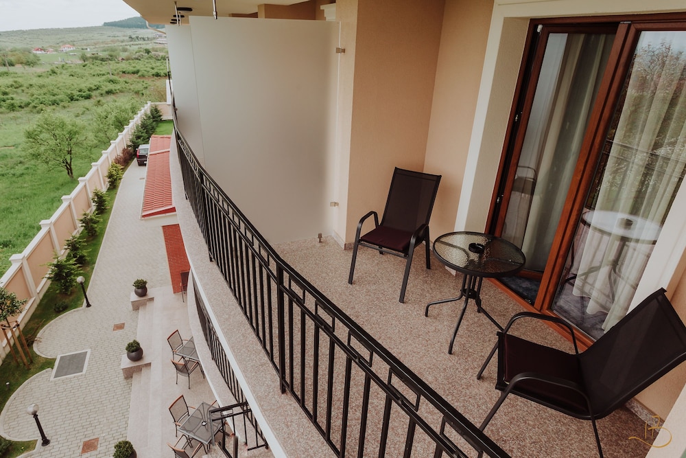 Hotel Briliant 38/43