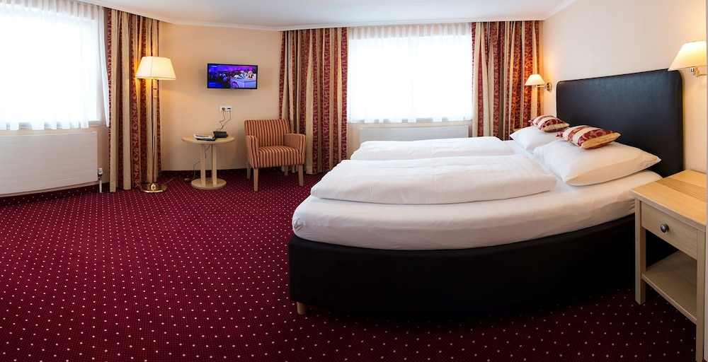 Hotel Schneeberger 21/75