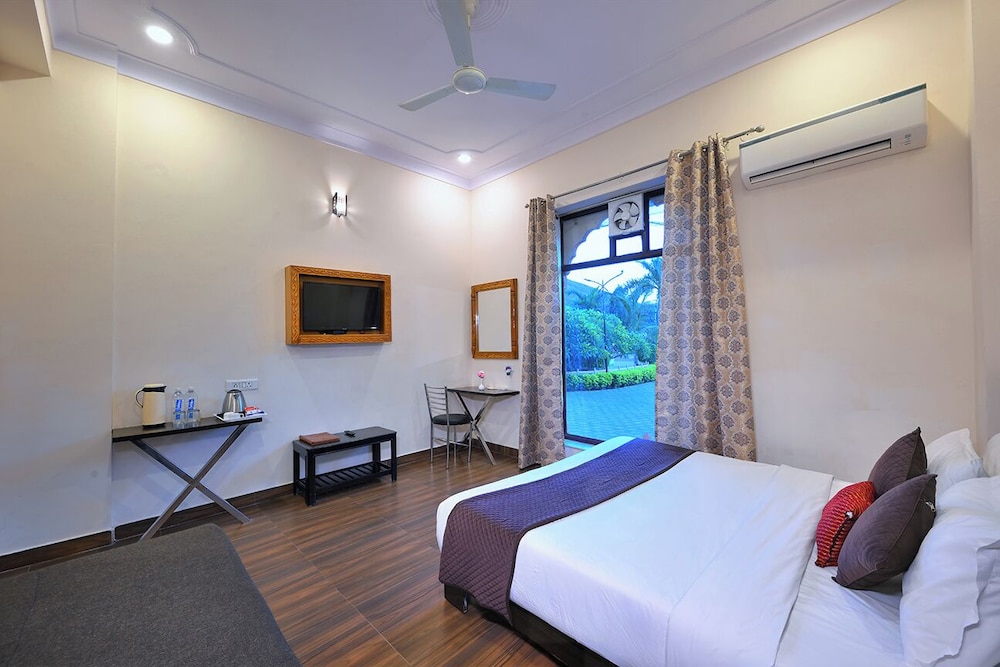 Ranthambhore National Resort 29/73