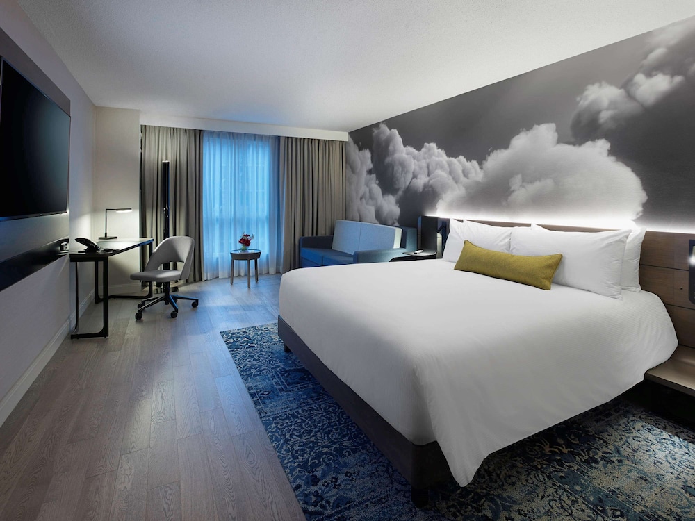 Novotel Toronto Centre 23/74