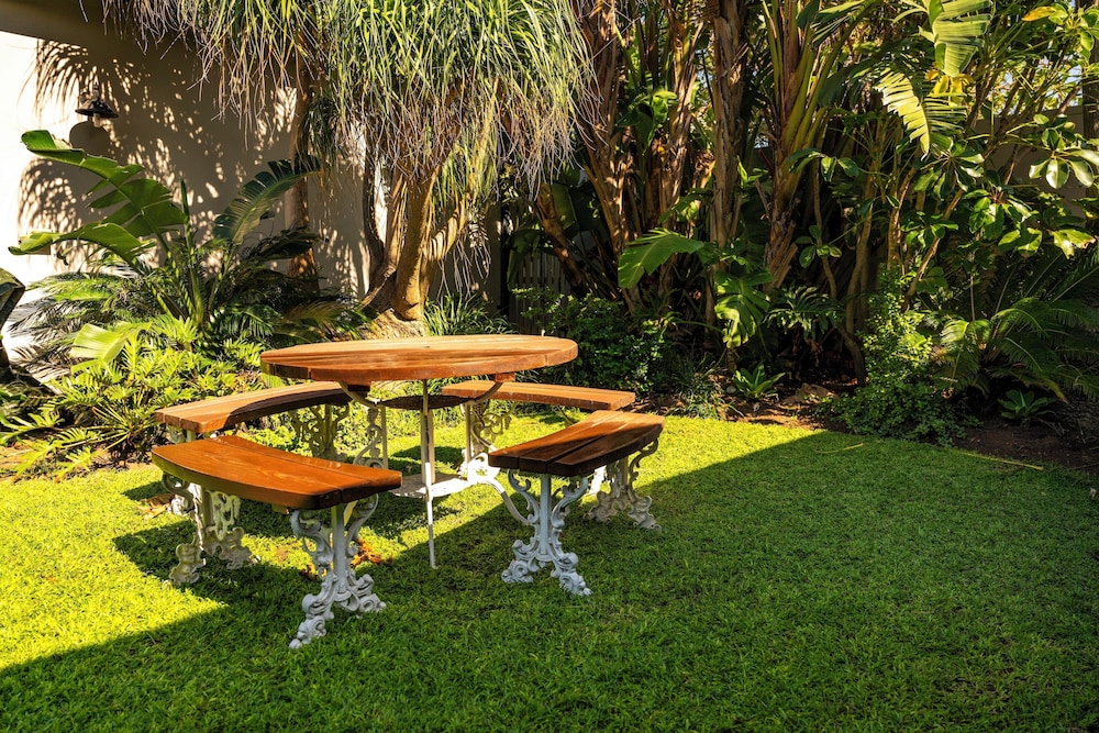Beachwalk Bed And Breakfast 24/35