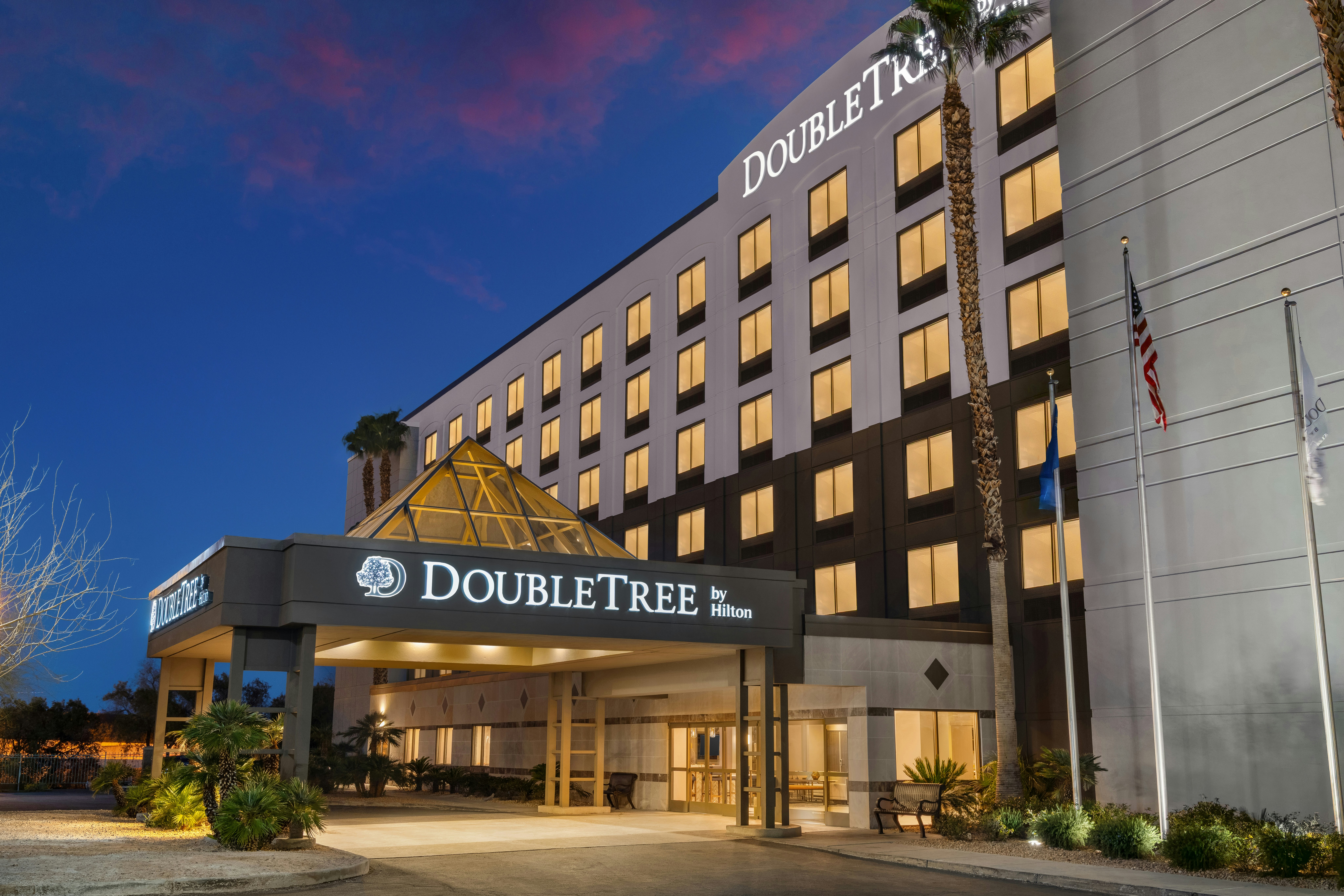 Doubletree By Hilton Las Vegas Airport 8/59