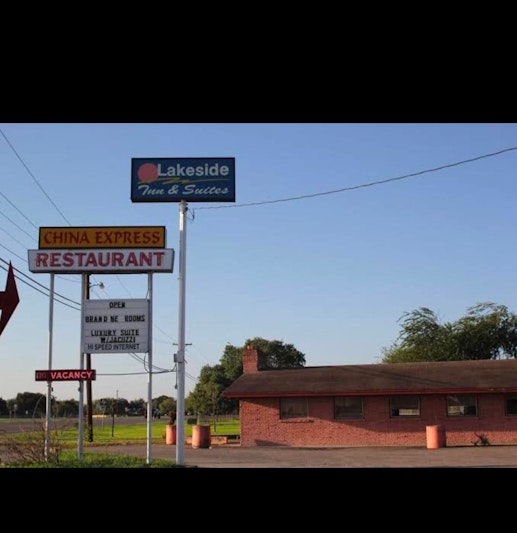 Lakeside Inn & Suites by OYO Mathis I 37 in MATHIS - TX