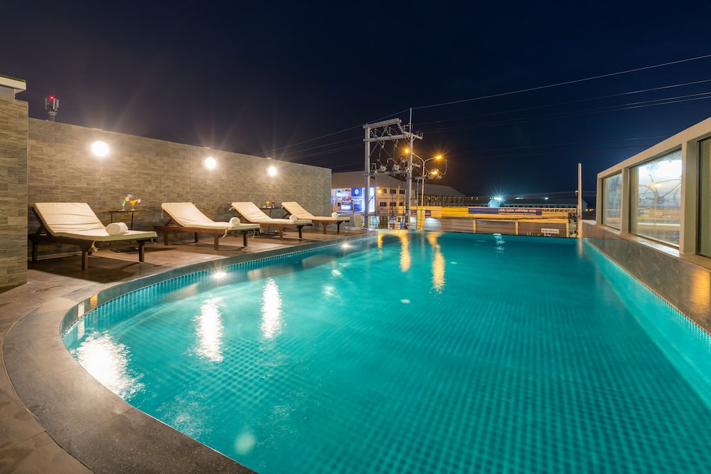 Riche Hua Hin 44/50