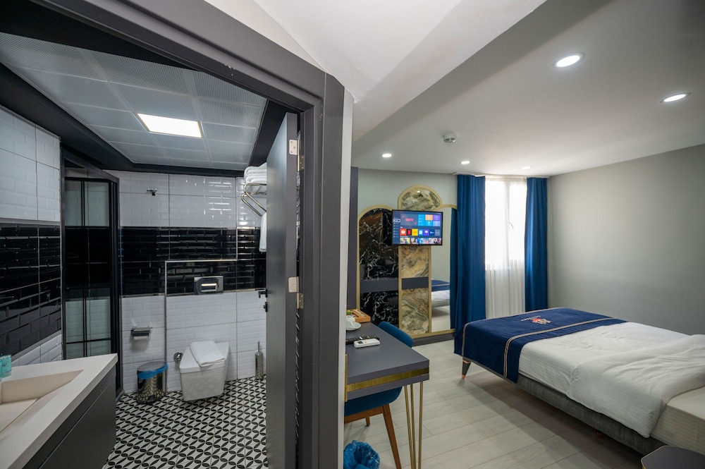 Hotel California Istanbul 30/51