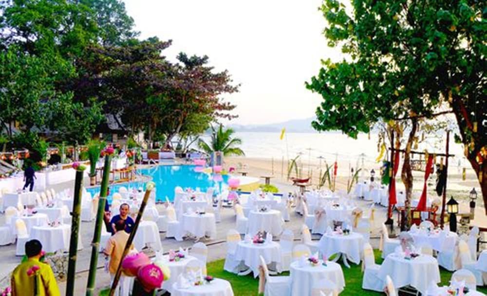 Sunset Park Resort And Spa 66/75