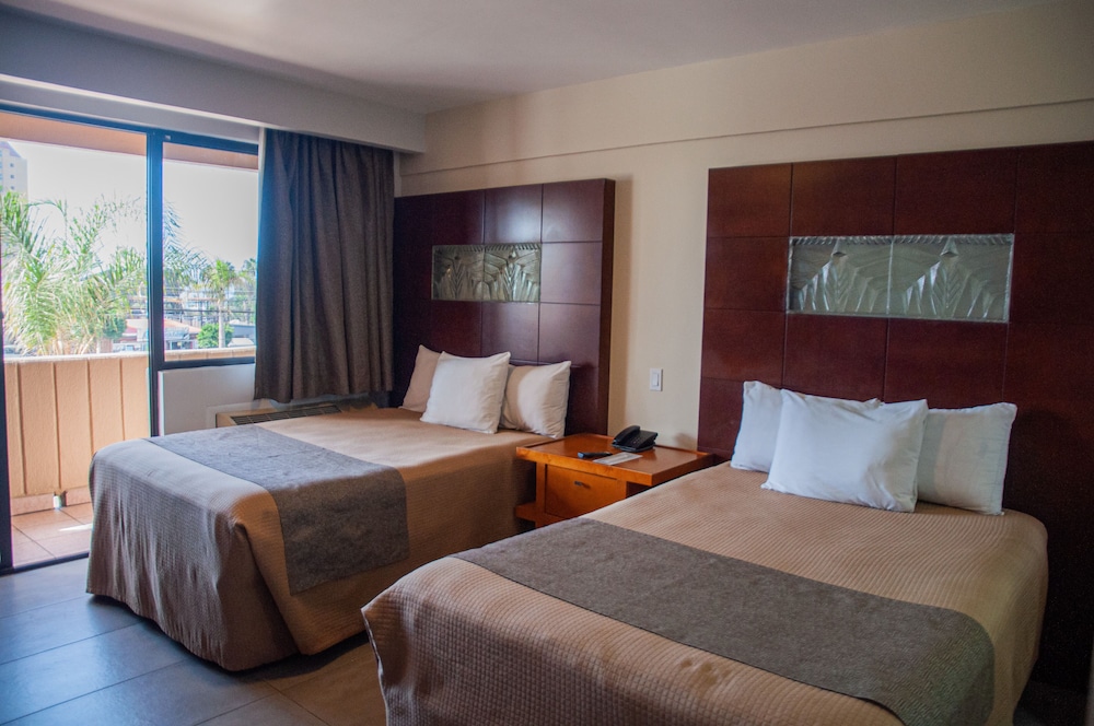 Brisas Del Mar Rosarito 15/50