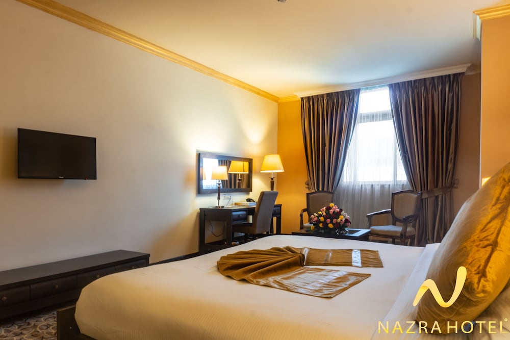 Nazra Hotel 7/12