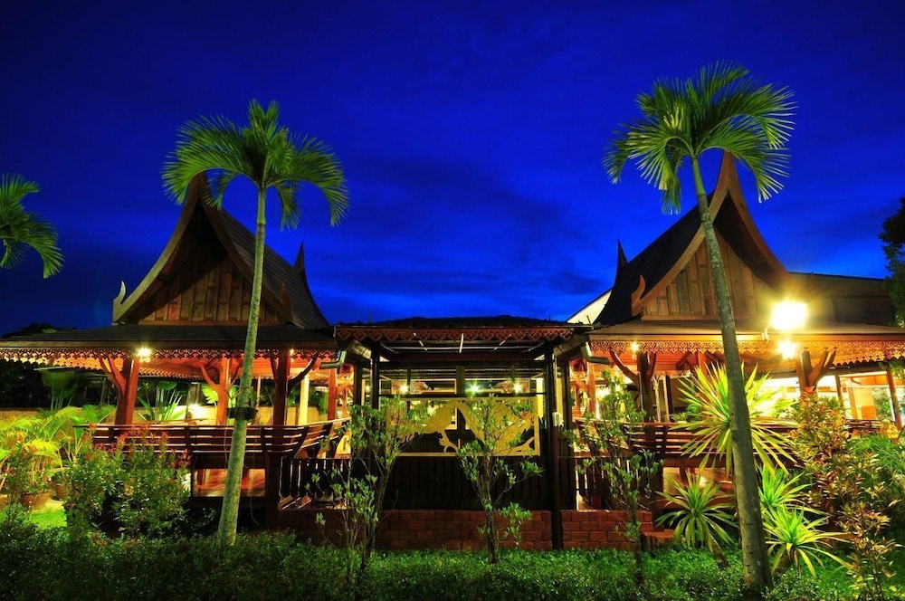 Maleedee Bay Resort 1/45