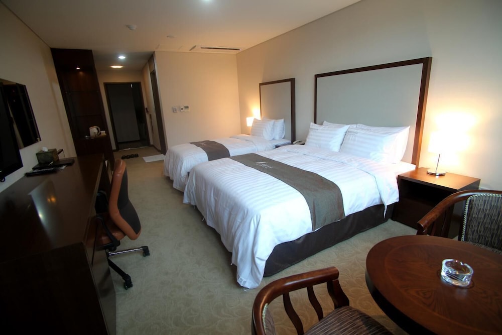 Narsha Hotel 13/53