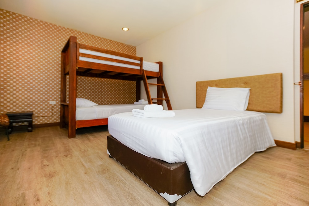 Parasol Hotel Chiang Mai by Compass Hospitality 38/54