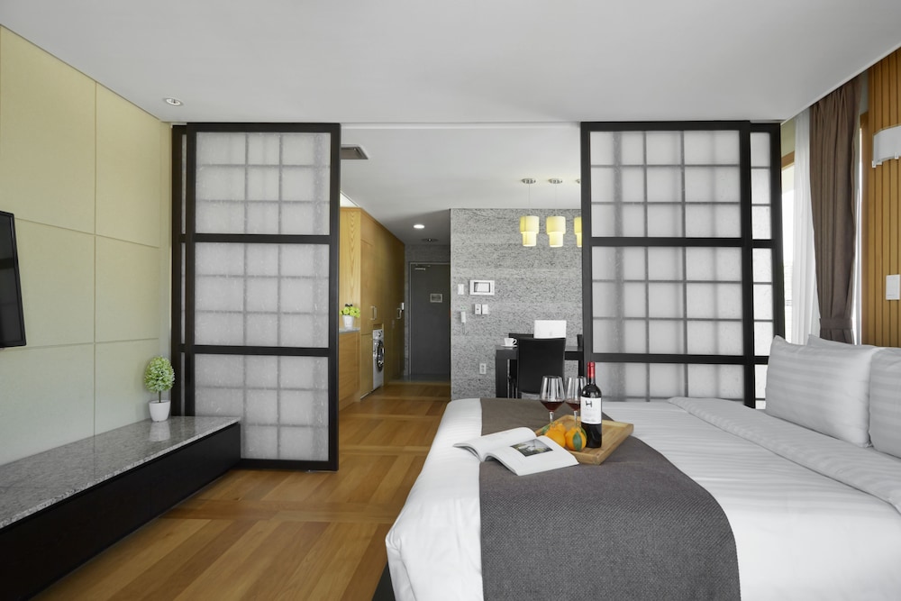 Shin Shin Hotel Jeju Ocean 25/58