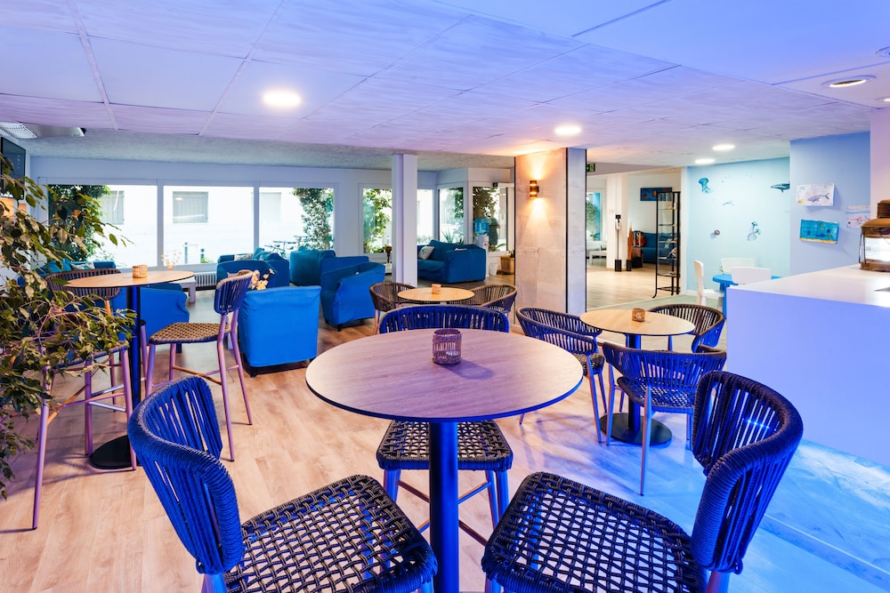 HOTEL MORROS 28/33