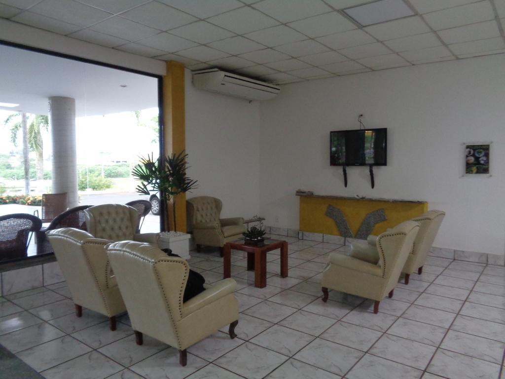 Rio Claro Plaza 12/21
