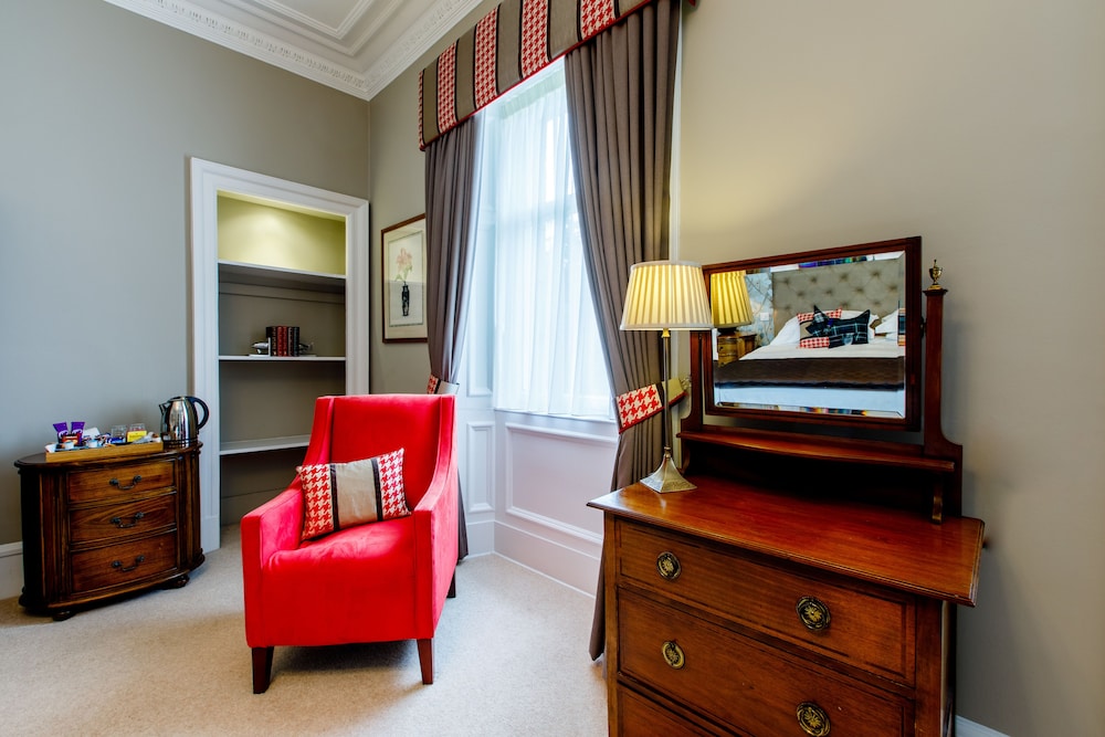 Tor Na Coille Hotel 42/52