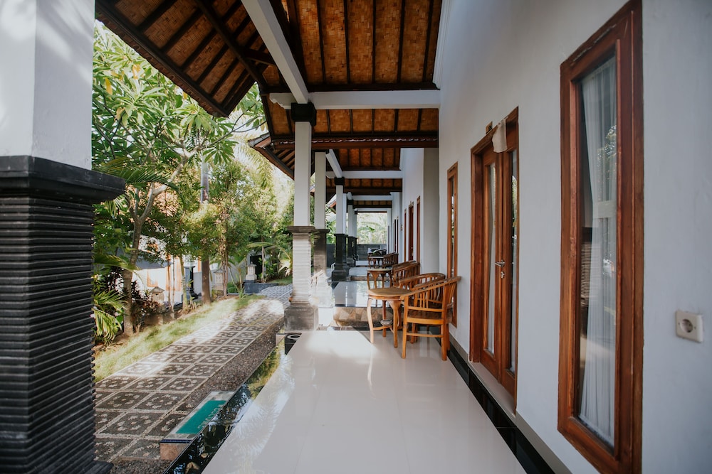The Dagan Bungalow 7/37