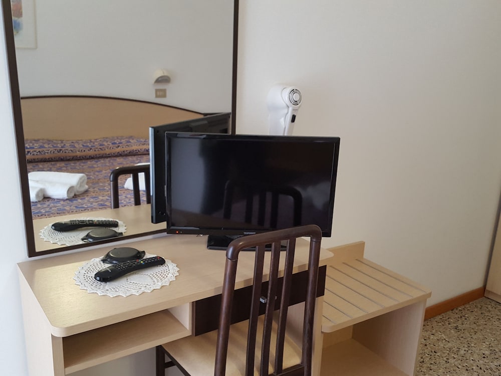 Hotel Saponi 35/42