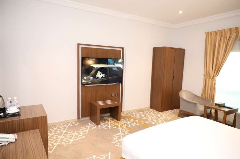 فندق تاج الوجه(Taj Al-Wajh Hotel) 22/32