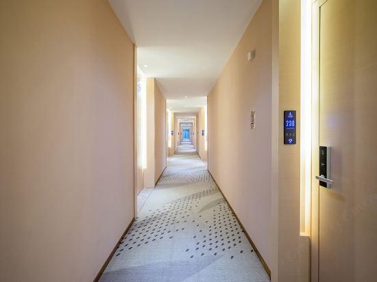 Lavande Hotel (Qunfang South Street) 31/58