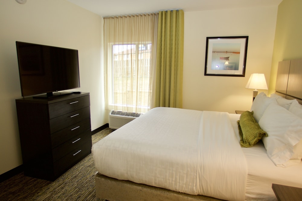 CANDLEWOOD SUITES DUMFRIES - QUANTICO 18/63