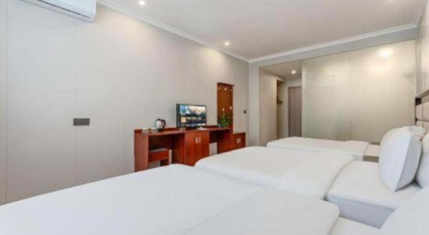 Tourism Trend Hotel Shenzhen 12/51