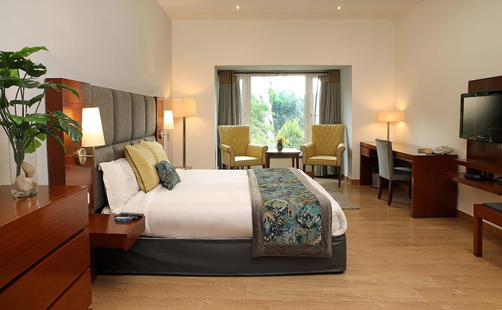 Ahuja Residency Sunder Nagar 19/50