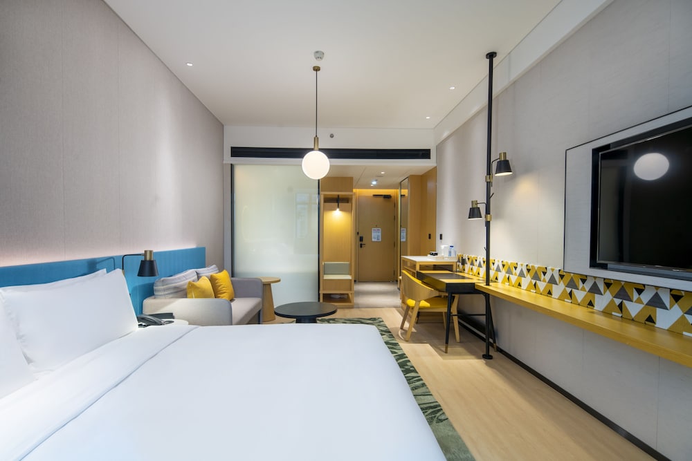 PREMIUM, KING BED