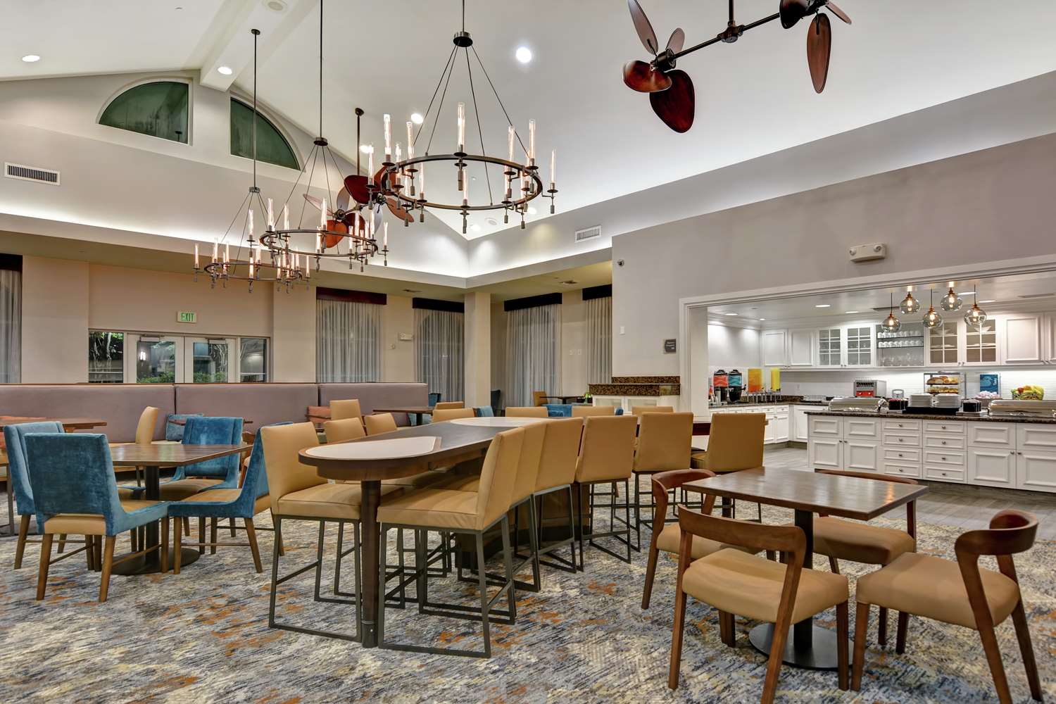 restaurant cafeteria