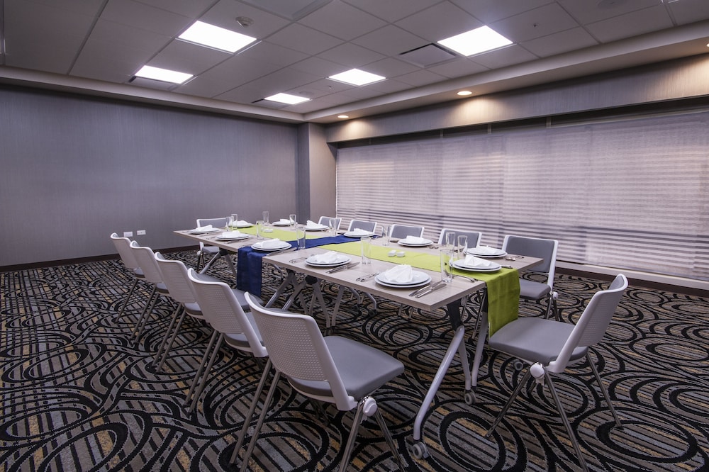 Hilton Garden Inn Leon Poliforum Ex Lq Hotel By La Quinta Leon Poliforum 53/56
