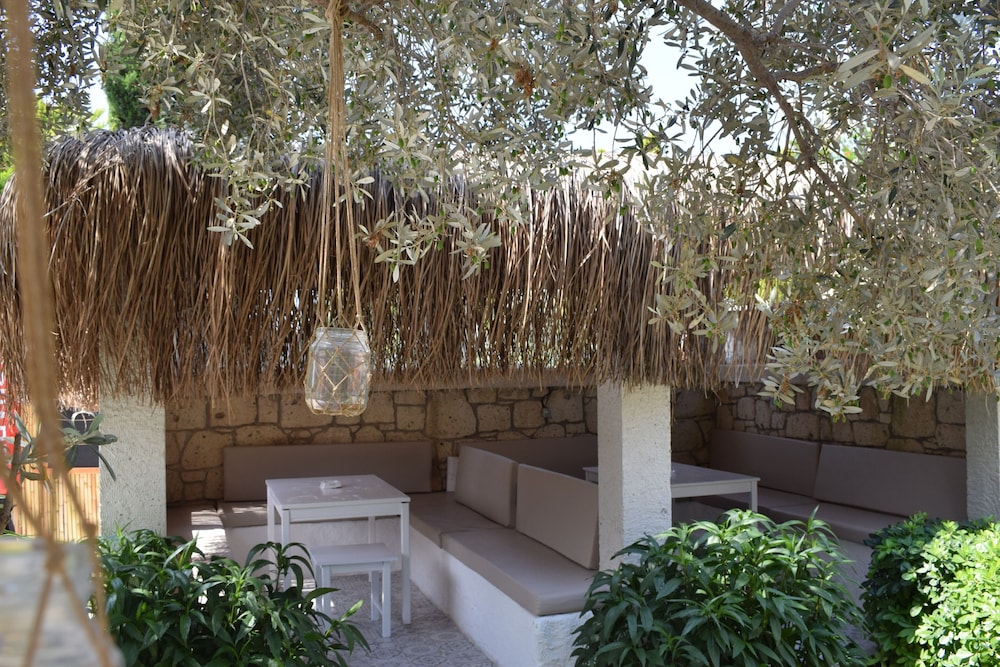 Pürlen Otel Alacati 4/32