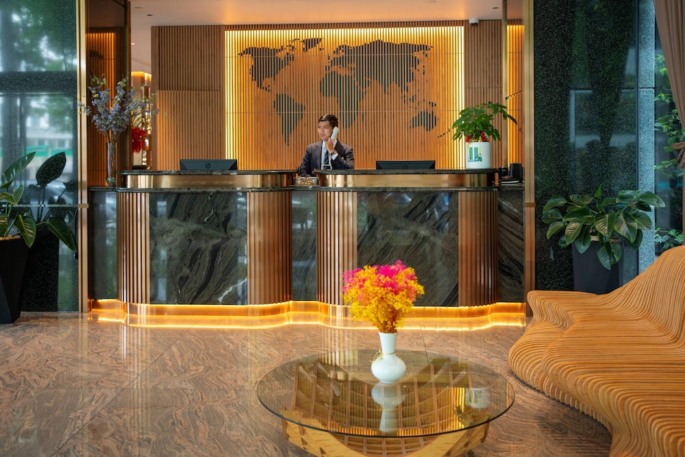 Northern Charm Hotel 6/50