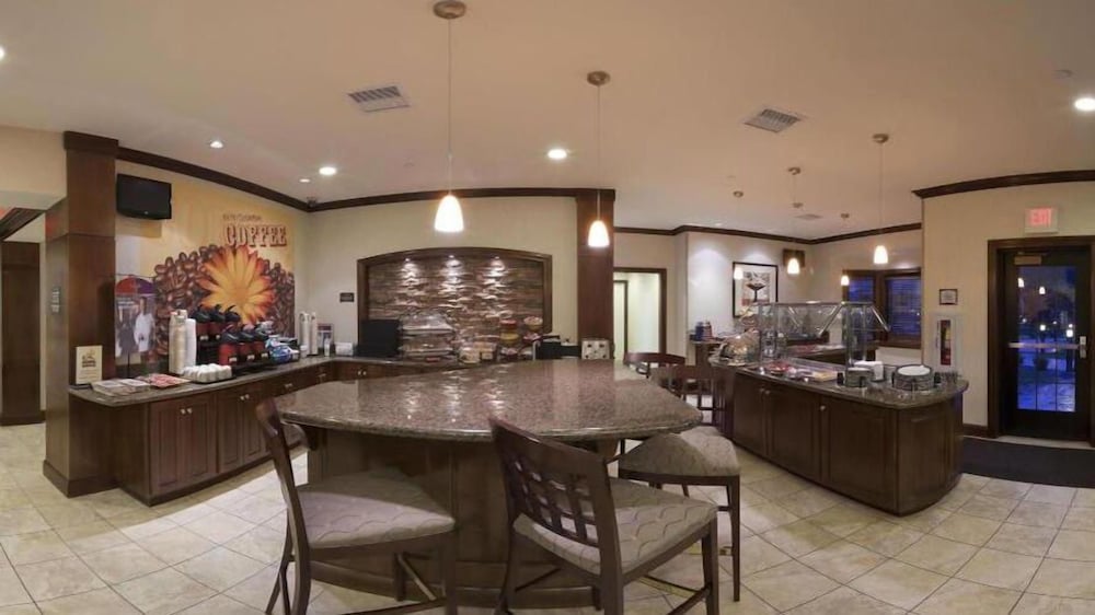 Staybridge Suites Indianapolis Carmel 37/44