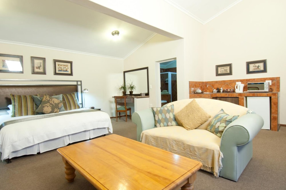 Overmeer Guest House 17/42